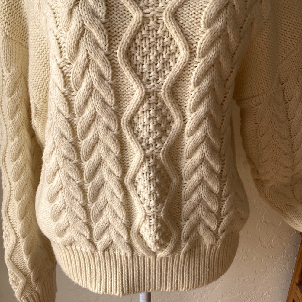 🎉🎉NEW WITH TAG‼️ ATTU ( beige botany ) CHUNKY KNIT TURTLE NECK SWEATER ‼️ - Picture 5 of 16